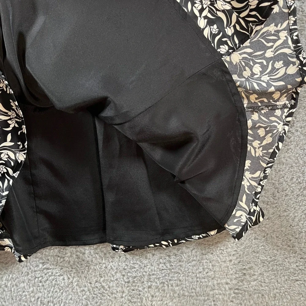Lovers + Friends Size XS Dress Floral Print Puff Sleeve Square Neck Mini Black‎
